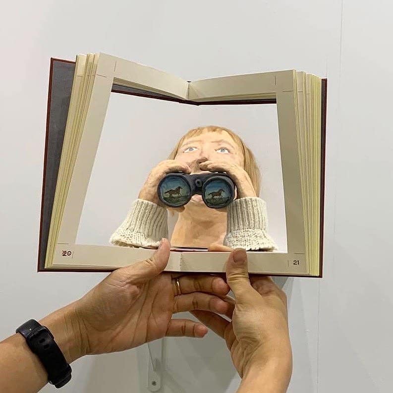 Viewfinder by nosbook